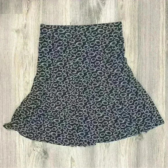 Boden Gray Floral Sunburst Pattern Midi Skirt Pull On Stretch Flare Size 12 - Picture 6 of 8